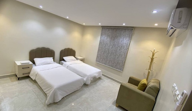 Al Salam Three Bedrooms Family a1