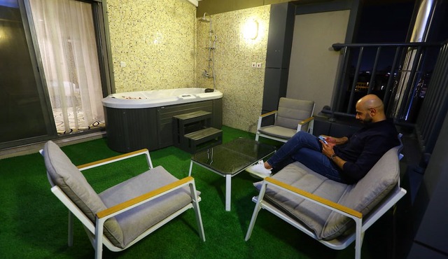 Lotaz Hotel Suites - Al Salamah