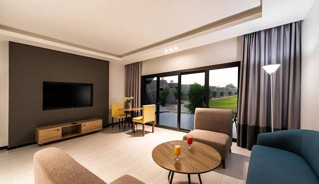 HDB RESORT & SPA