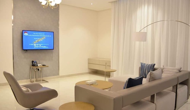 The Lodge Suites
