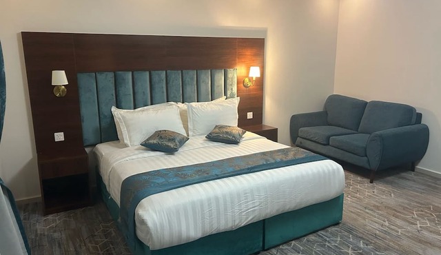 Alfursan Almotahida Serviced Apartments Alhamadania Dist Baydon Street