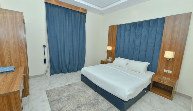 Oasis Suite Hotel Apartments