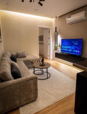 شقة غرفة وصالة in Al Khobar