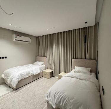 Hotel Studios