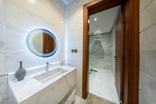 Urban Stay AL-Amwaj in Al Kura