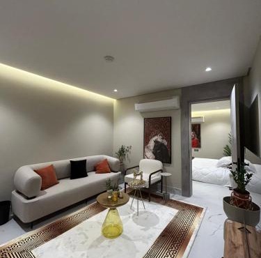 Chicago Apartment 2