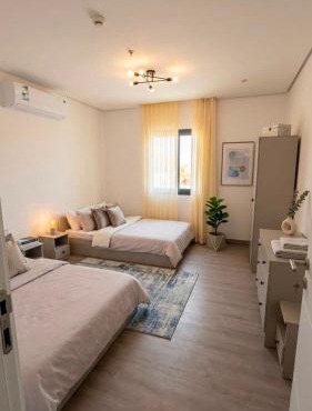 3BDS Luxury Stay Apartment - شقة 3 غرف للإقامة الفاخرة in Al Kura