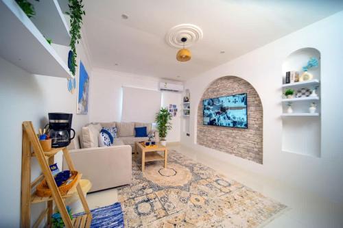 Greek Home1