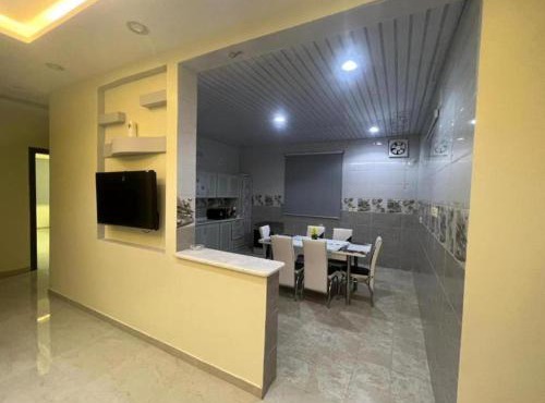 الوسام شقة كبيرة 4 غرف نوم وصالة 4 bedroom and living room apartment