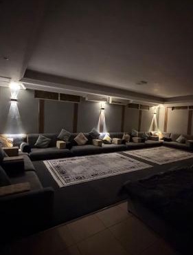 Modernistic Antique Stay in Jeddah