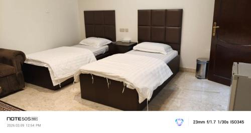 السرايا الاولى للشقق المخدومة درجة اقتصادية