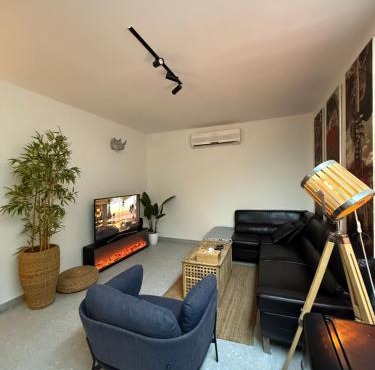 1BR Private Enterance & Courtyard, Near Airport in Riyadh