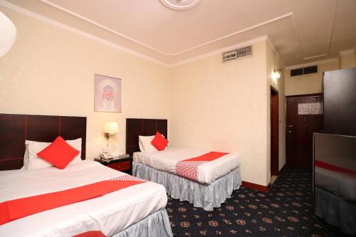 OYO 112 Semiramis Hotel