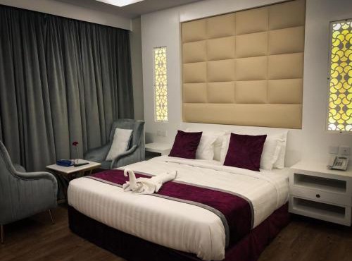 Towers Hotel