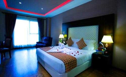 Crystal Palace Hotel
